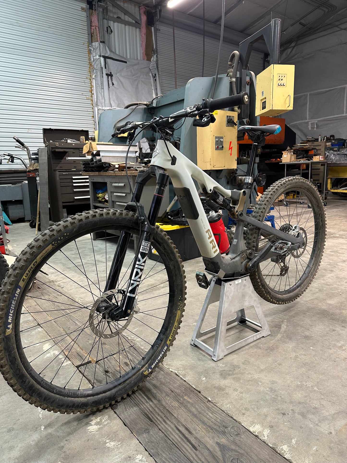 Ari Bikes