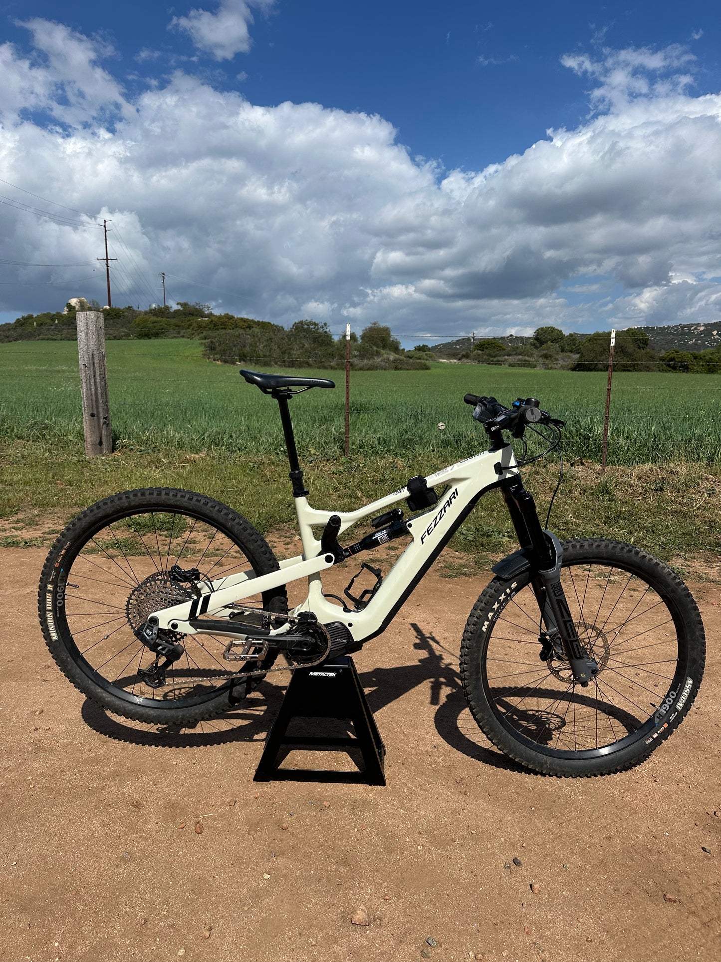 Ari Bikes
