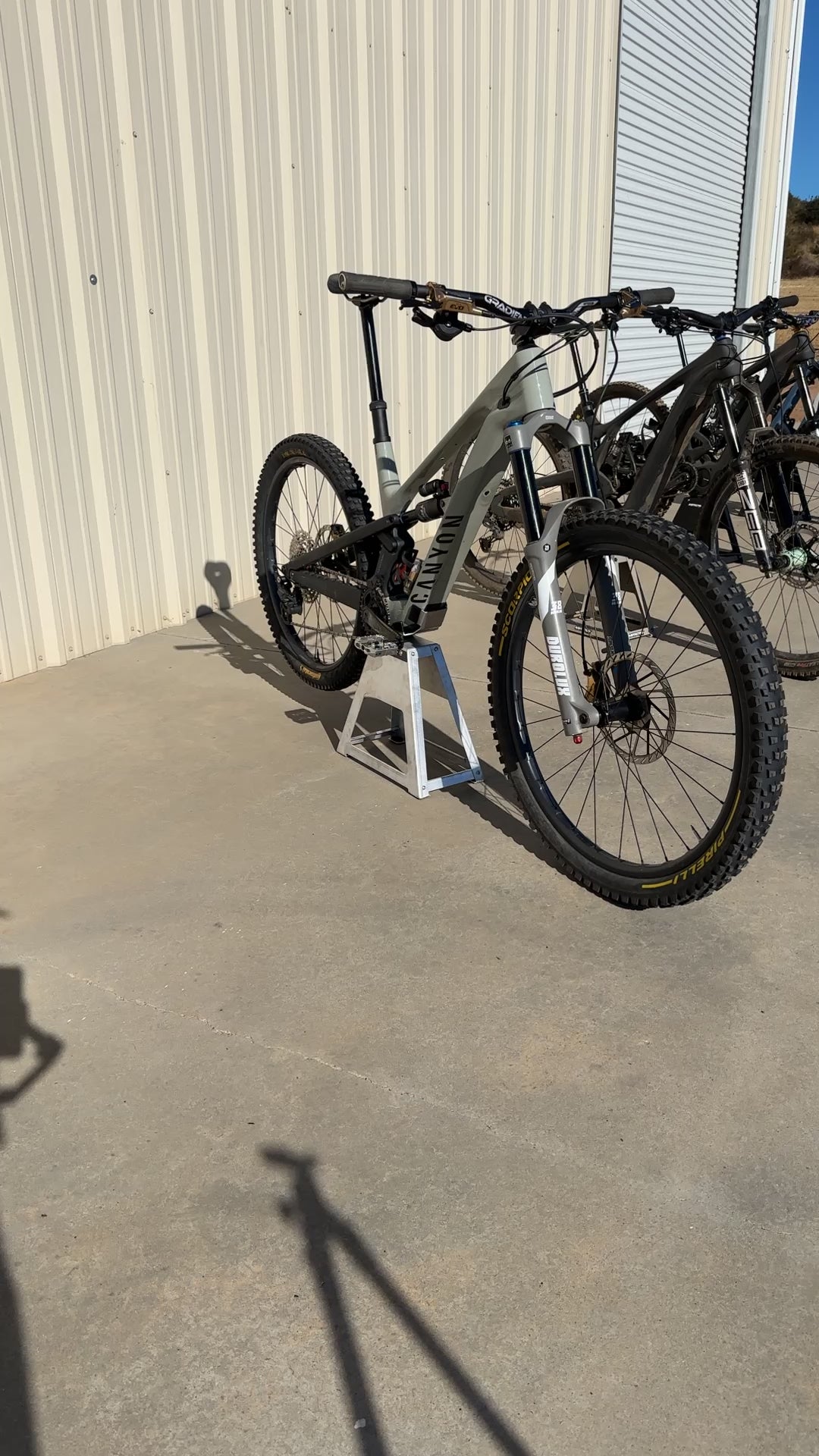 Ari Bikes – Metaltek Fab